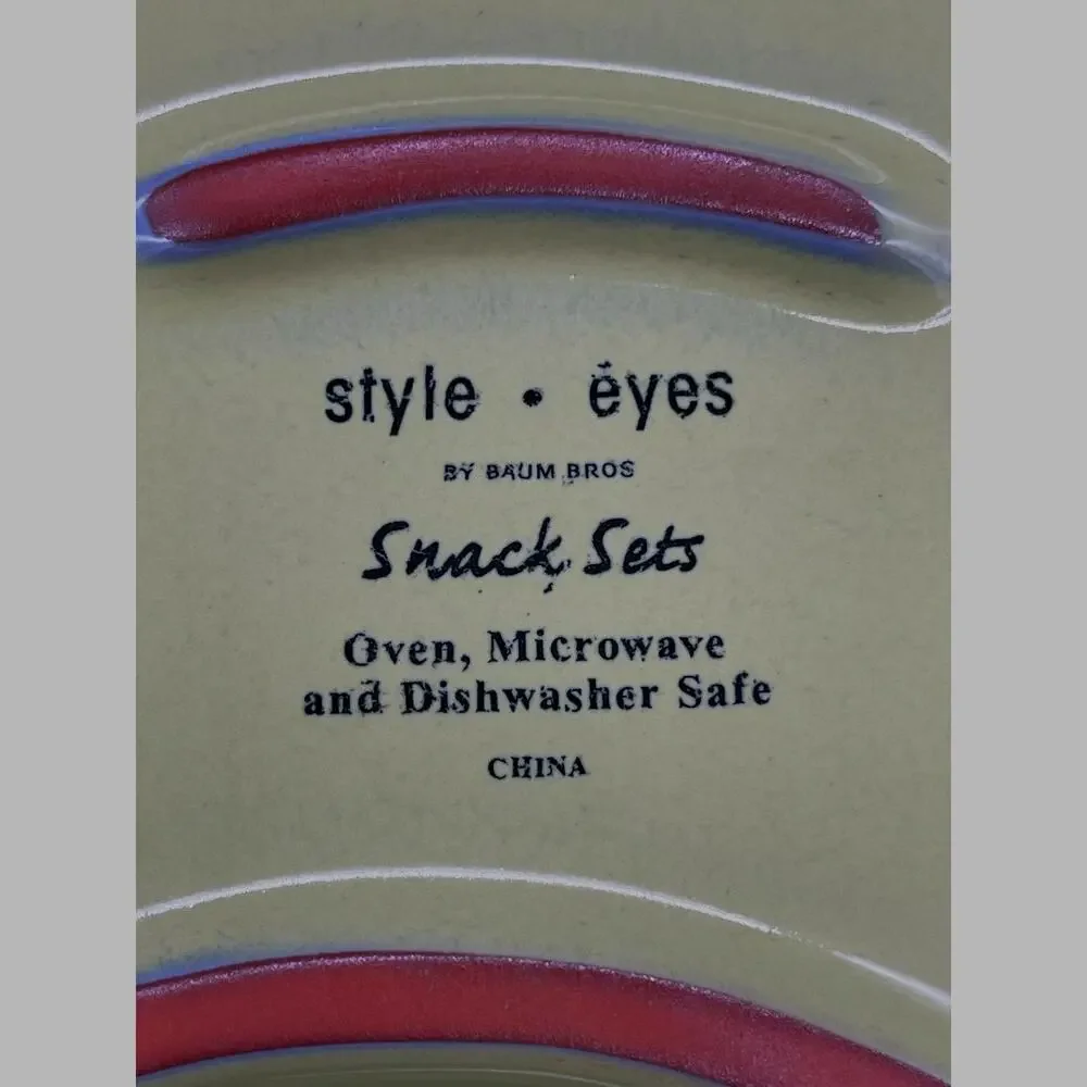 Style Eyes by Baum Bros Green Set of 2 Square Snack Sets Plates 9.75
